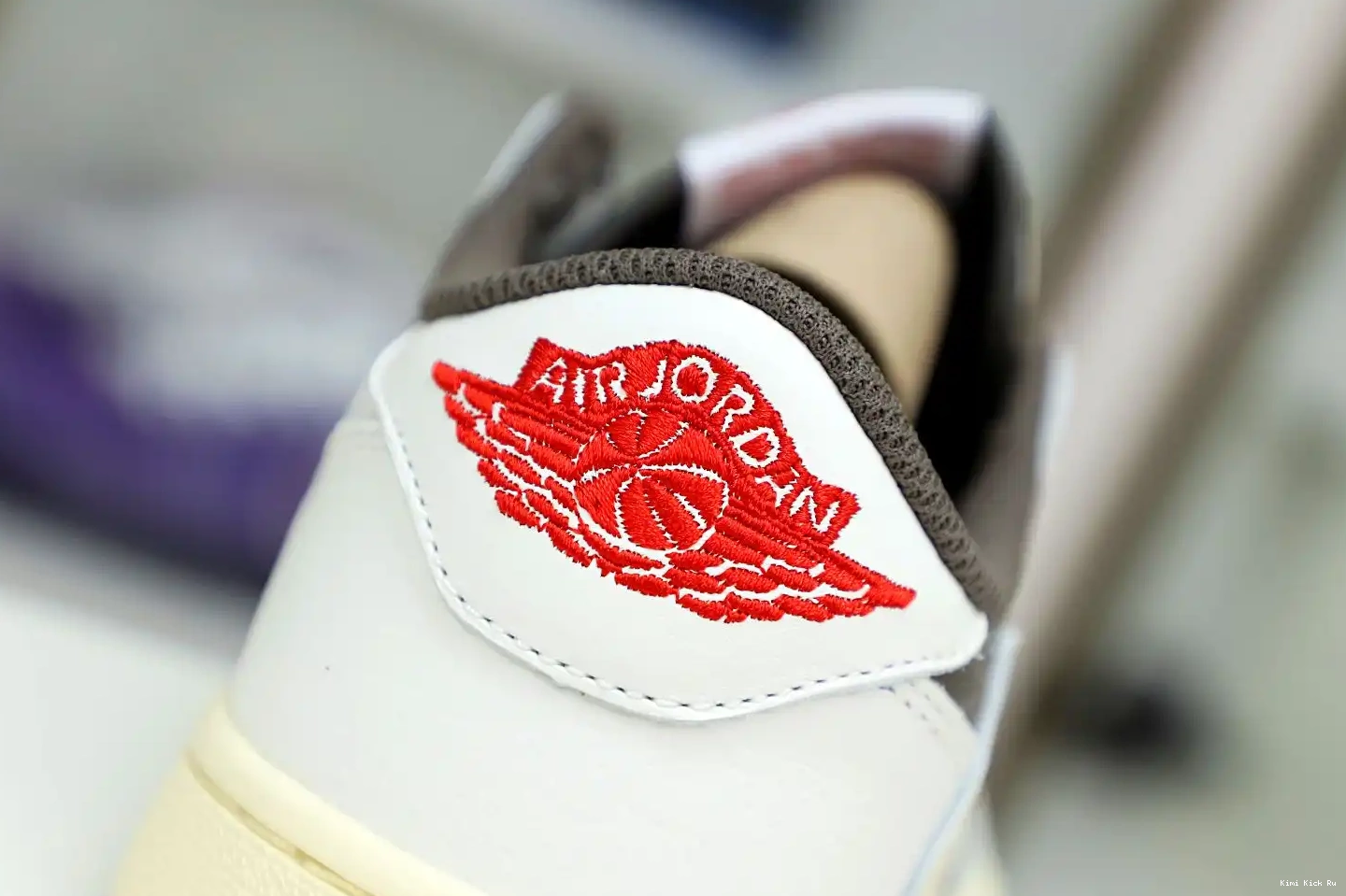 X TRAVIS 1 AIR LOW MOCHA SCOTT Kimikick JORDAN OG REVERSE 0822